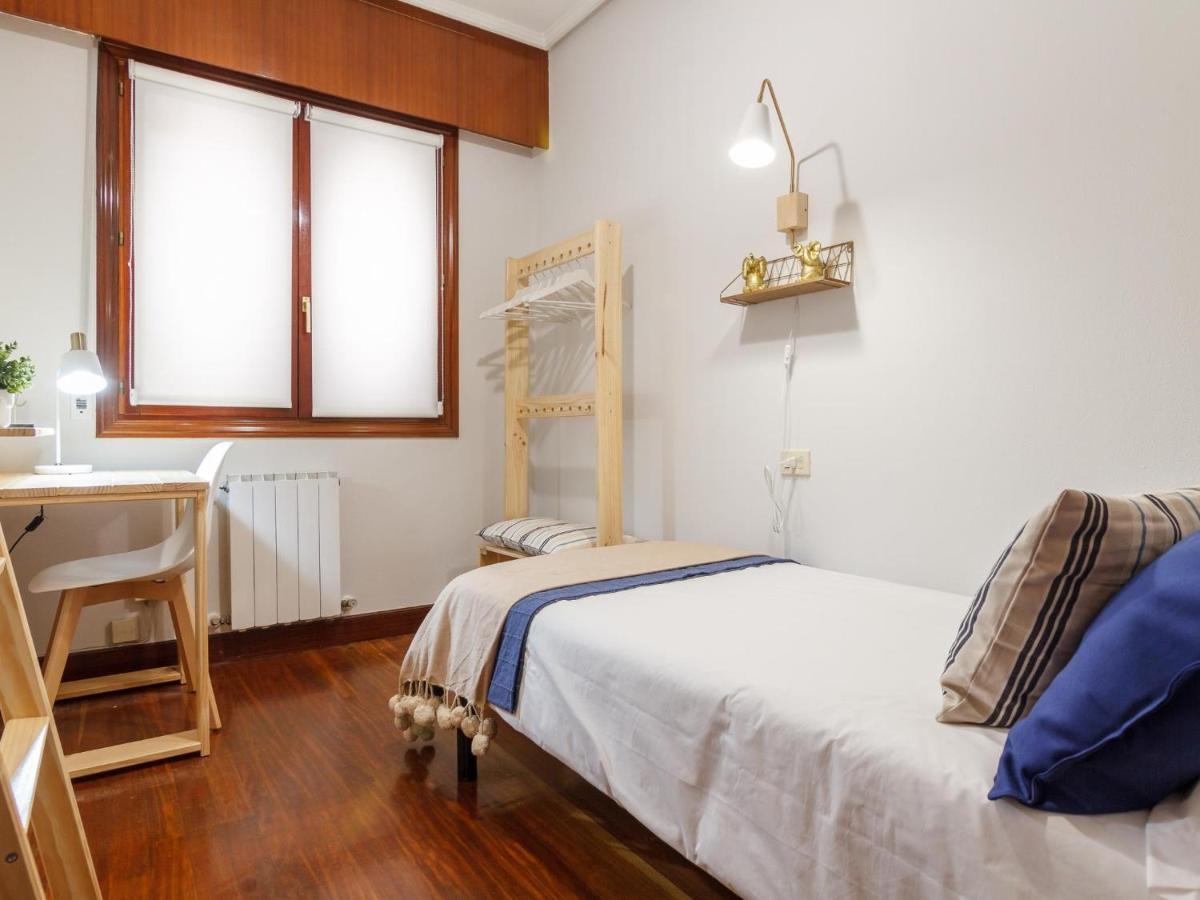 Amplio Y Recien Reformado En Indautxu Appartement Bilbao Buitenkant foto